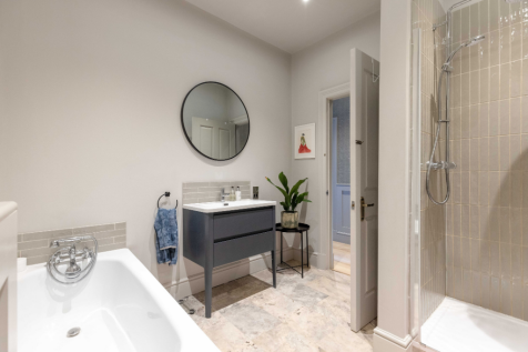 Main Bathroom