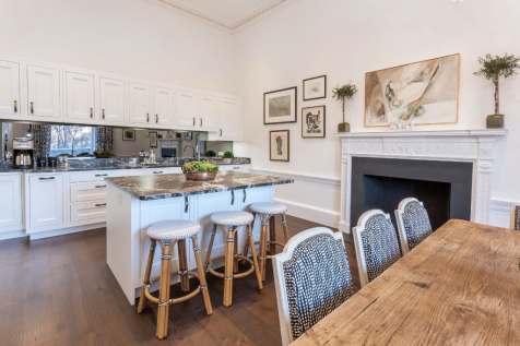 Chef&#39;s Kitchen