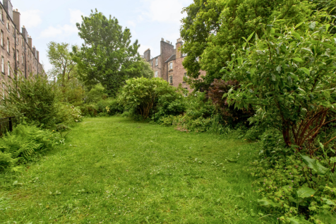 Shared Rear Garden
