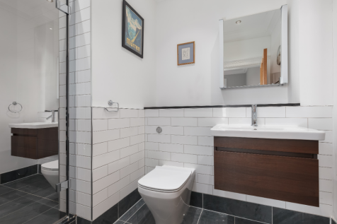 Ensuite