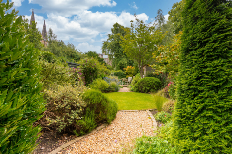 South-Facing Garden
