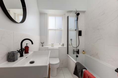 1st Floor Bathroom