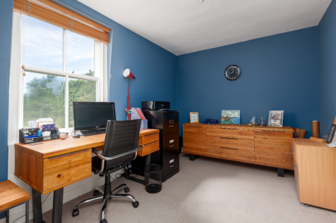 Study / 5th Bedroom