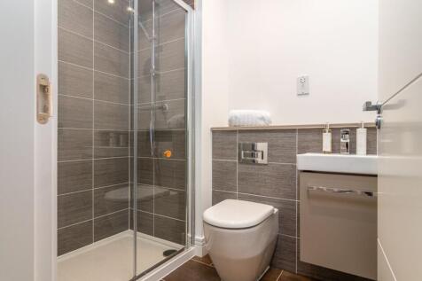 Second floor shower room