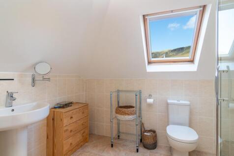 En-suite (Bedroom 1)