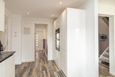 Kitchen and entrance hall