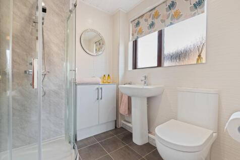 En-suite shower room