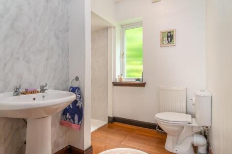 Downstairs shower room