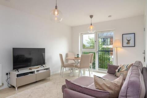 Lounge/dining area