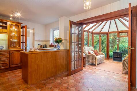 Open plan dining kitchen
