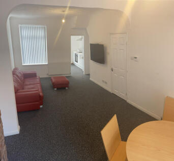 Lounge / dining area