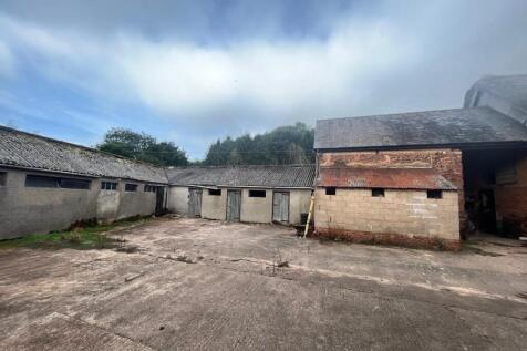 Barn B  C Internal Courtyard.jpg