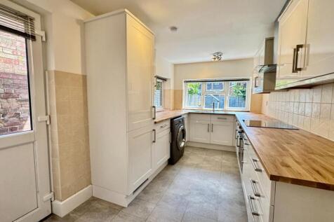 kitchen2.jpg