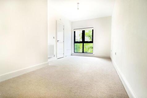 bedroom1.jpg