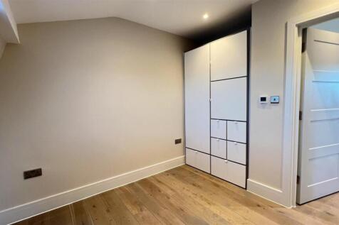 6 Field View - Bedroom.jpg
