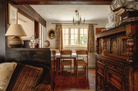 Open plan layout