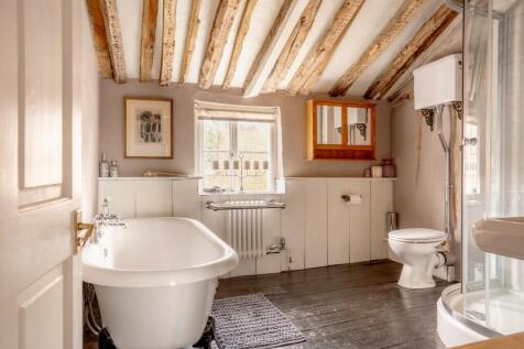 Main bath-shower