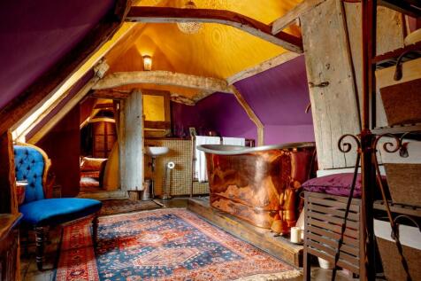 Attic suite