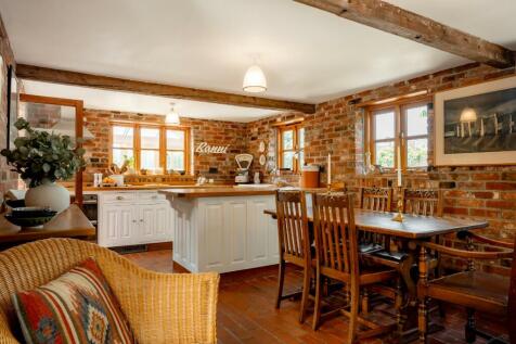 Kitchen-dining room