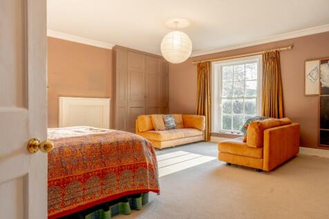 Principal suite