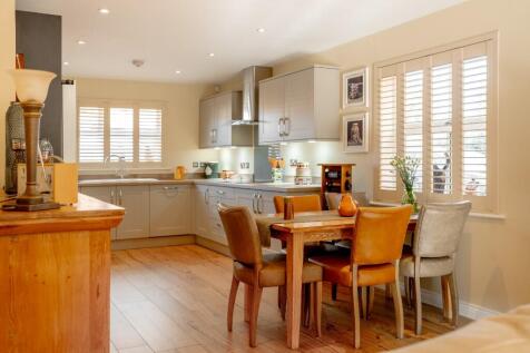 Open plan layout