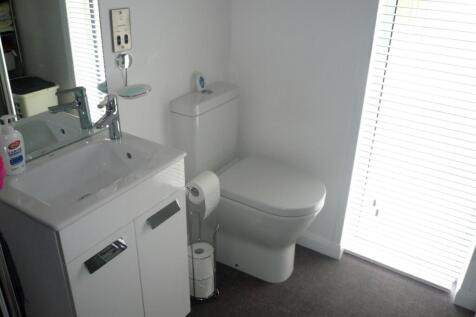 Shower/WC