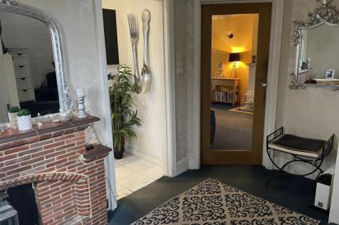 Entrance Hall.jpg