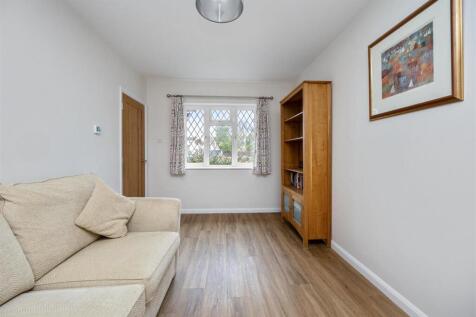 Arlington Close, 14-034.jpg