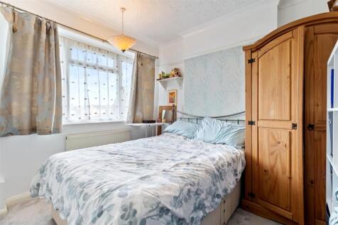 40 ardingly drive-002.jpg