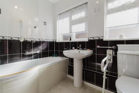 Windemere Crescent 32 - 10.jpg