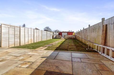 Pilgrims Close, 12-021.JPG