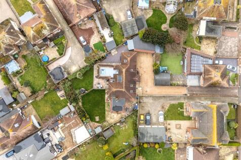 Seafield Avenue, The Chase-004.jpg