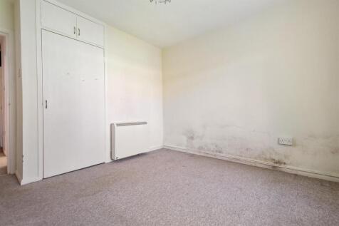 Dawson Court 4-005.jpg