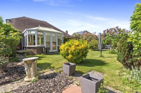 Cowdray Close, 14-021.jpg