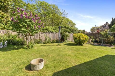 Cowdray Close, 14-019.jpg