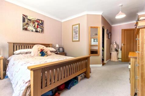 Offington Drive 86-020.jpg