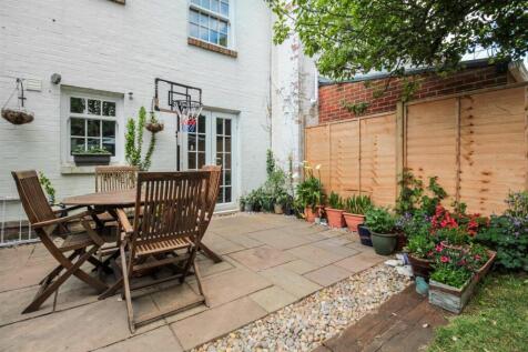 High Street-049.jpg