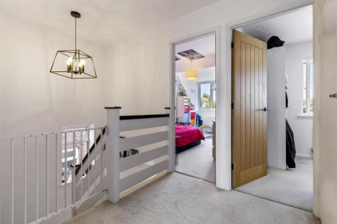 Wellend Road, 29-010.JPG