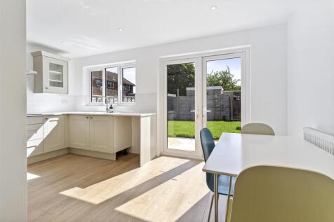 30 edmonton road-009.JPG