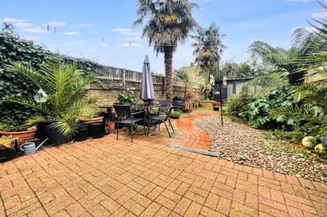 Rear Garden2.jpg