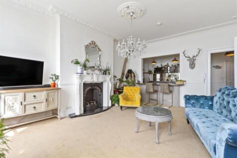 Flat 4 16 Heene Terrace-003.JPG