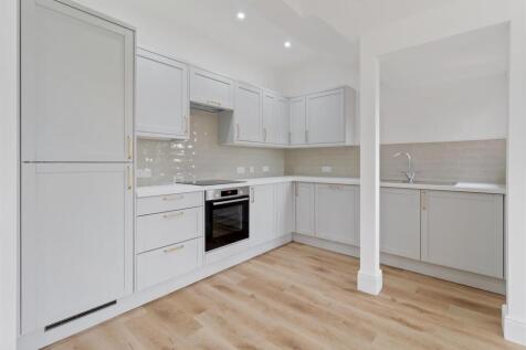 7a Pembury Road-002.jpg