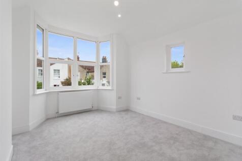 7a Pembury Road-006.jpg