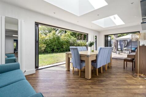 Ashcombe Lodge-006.JPG