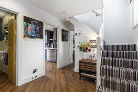 Ashcombe Lodge-017.JPG