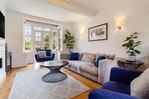 11 Pevensey Road-005.jpg