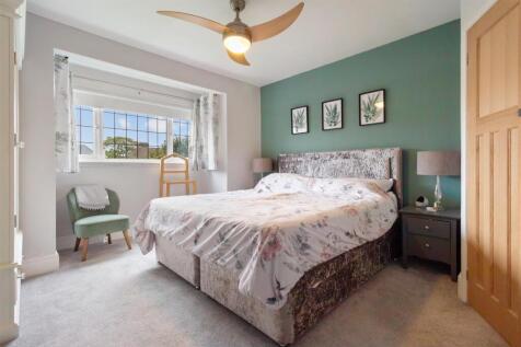 11 Pevensey Road-023.jpg