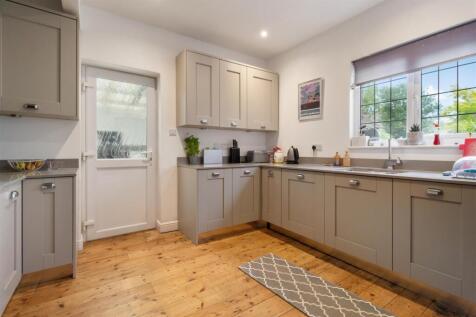 11 Pevensey Road-014.jpg