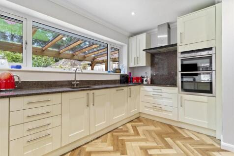 97 Aldsworth Avenue-021.JPG