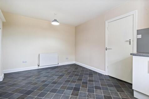 35a Goring Road_007.JPG